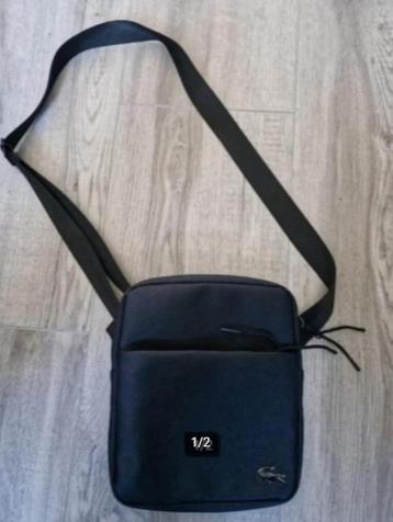 Lacoste schoudertas / tasje beschikbaar voor biedingen