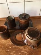 Bruin Volendams aardewerken servies onderdelen, Ophalen of Verzenden, Aardewerk, Overige stijlen
