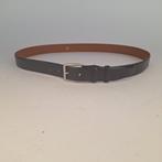 Zwarte lederen heren riem, 115cm, Kleding | Heren, Riemen en Ceinturen, Ophalen of Verzenden, 115 cm of meer, Riem of Ceintuur