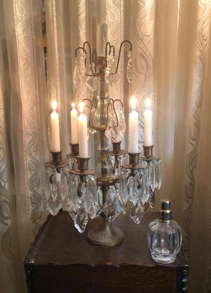 Antieke Franse Girandole  kandelaar met kristal pegels, Antiek en Kunst, Antiek | Kandelaars, Koper of Brons, Ophalen