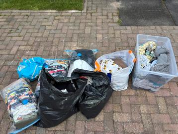 Jongens kleding 0 tot 2 jaar beschikbaar voor biedingen
