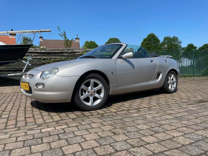 MG F 1.8 I 88KW automatic 2001 78000 KM, Auto's, MG, Particulier, F, Benzine, F, Cabriolet, Automaat, Geïmporteerd, Zilver of Grijs