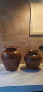 Twee mooie aardewerk vazen uit Bali, Gebruikt, Overige kleuren, Aardewerk of Porselein, Ophalen of Verzenden