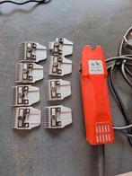 Zeer goed onderhouden AESCULAP FAV.2 tondeuse
Met 8 sche, Dieren en Toebehoren, Ophalen