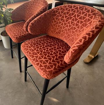 Richmond 4 Indigo barstoelen in een aparte kleur beschikbaar voor biedingen