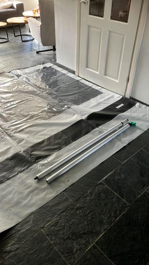 Thule zijwand luifel RBS G2 250M incl rafter. (Heb er 2), Caravans en Kamperen, Caravan accessoires, Zo goed als nieuw, Ophalen of Verzenden