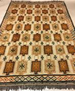 Marokaanse Berber Boujad tapijt 330 x 155 cm