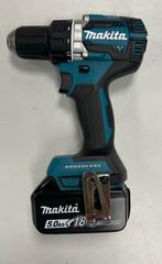 Makita accuboor in verpakking, Doe-het-zelf en Verbouw, Gereedschap | Boormachines, Boormachine, 600 watt of meer, Variabele snelheid