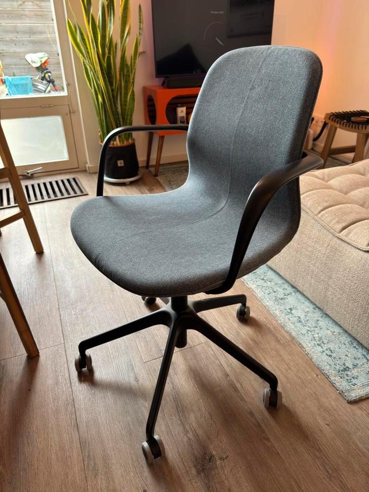 LÅNGFJÄLL - IKEA, Huis en Inrichting, Bureaustoelen, Zo goed als nieuw, Bureaustoel, Zwart, Ergonomisch, Ophalen