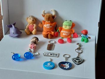 Sleutelhangers - diverse beschikbaar voor biedingen