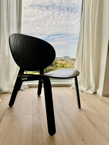Stoel hout zwart beschikbaar voor biedingen