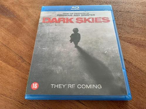 Dark Skies  (blu-ray), Cd's en Dvd's, Blu-ray, Zo goed als nieuw, Overige genres, Ophalen of Verzenden