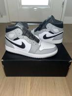 Jordan 1 mid, Nieuw, Jordan 1 mid, Ophalen of Verzenden, Wit