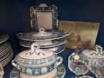 Antiek Wedgwood Servies - Compleet Eetservies, Antiek en Kunst, Ophalen