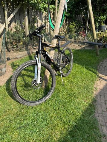 Moutainbike Gaint Terrago 2 met Shimano SLX afmontage beschikbaar voor biedingen