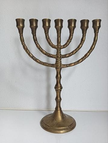 Vintage koper messing menorah kandelaar beschikbaar voor biedingen