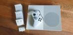 Xbox One S + Controller en Kabels, Spelcomputers en Games, Spelcomputers | Xbox One, Ophalen, Xbox One, Met 1 controller, 500 GB