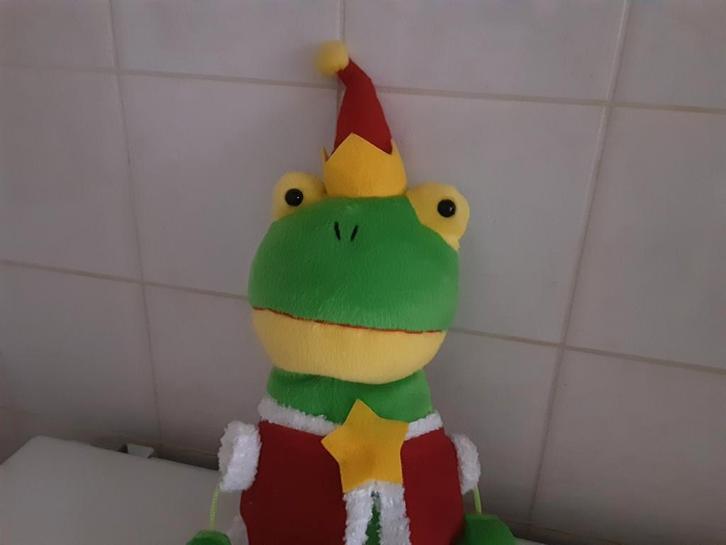 Leuke Kerst kikker knuffel, Diversen, Kerst, Zo goed als nieuw, Ophalen of Verzenden