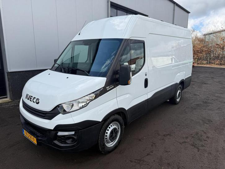 Iveco Daily 35S14V L2H2 Euro 6 Automaat Airco 3500KG Trekhaa, Auto's, Bestelauto's, Bedrijf, Te koop, ABS, Airconditioning, Centrale vergrendeling