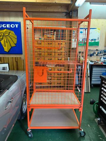 Onderdelenkar Magazijnkar Werkplaatskar beschikbaar voor biedingen