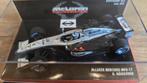 McLaren F-1 (Kimi Raikkonen) (2002), Ophalen of Verzenden, Nieuw, Auto, MiniChamps