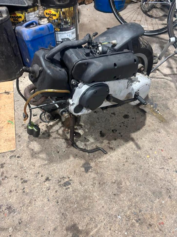 Piaggio 2-takt Lang Carter Blok - 8551km, Fietsen en Brommers, Brommeronderdelen | Scooters, Gebruikt, Piaggio, Blok, Ophalen