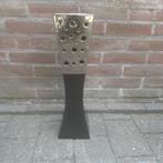 Mooie hoge decoratieve vaas, glanzend zwart met zilverkleur, Ophalen, Zwart, Aardewerk of Porselein, Minder dan 50 cm
