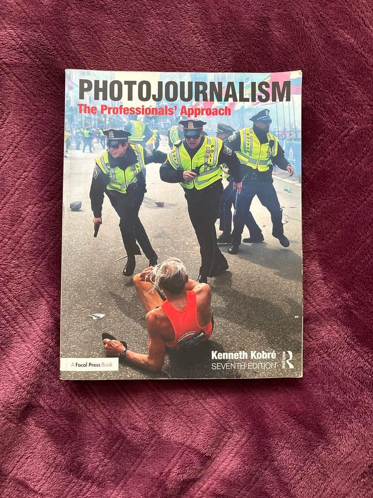 Photojournalism the Professionals Approach - Kenneth Kobre, Ophalen of Verzenden, Zo goed als nieuw, HBO