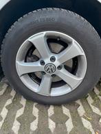 Volkswagen velgen met Continental winterbanden, Banden en Velgen, 16 inch, Gebruikt, Personenwagen