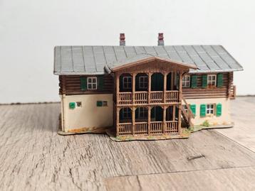 Modeltrein N spoor chalet beiers beschikbaar voor biedingen