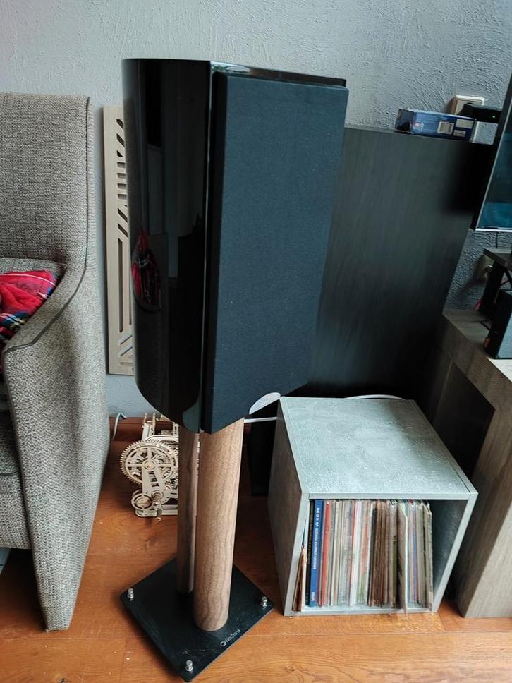 Tannoy DC8 high end luidsprekers, Huis en Inrichting, Woonaccessoires | Cd- en Dvd-rekken, Zo goed als nieuw, Cd's, Ophalen