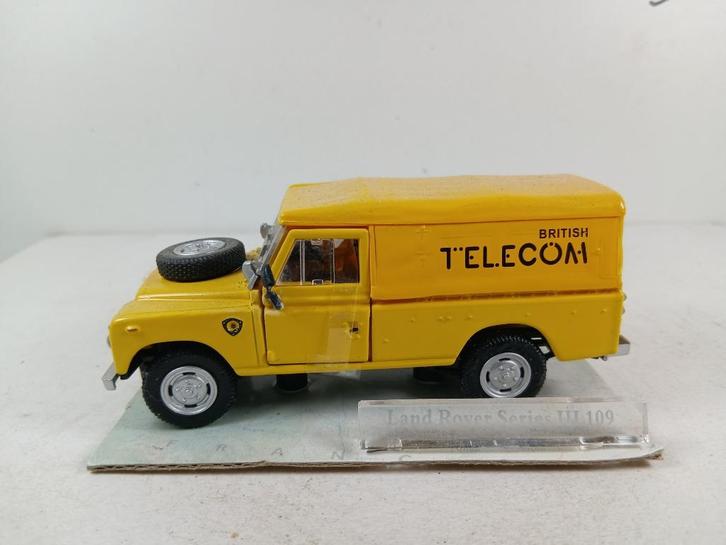 cararama 1/43 land rover  telecom, Hobby en Vrije tijd, Modelauto's | 1:43, Zo goed als nieuw, Auto, Overige merken, Ophalen of Verzenden