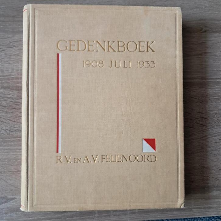 Uniek feyenoord gedenkboek 25 jaar bestaan 1908-1933, Verzamelen, Sportartikelen en Voetbal, Zo goed als nieuw, Boek of Tijdschrift