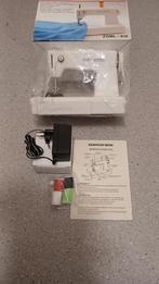 MINI NAAIMACHINE   NIET GEBRUIKT IN DOOS ZIE DE FOTO,S, Hobby en Vrije tijd, Naaimachines en Toebehoren, Ophalen of Verzenden