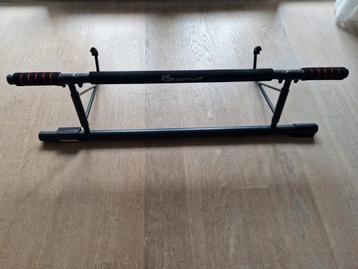 Pull-up bar - No wall fixation needed beschikbaar voor biedingen
