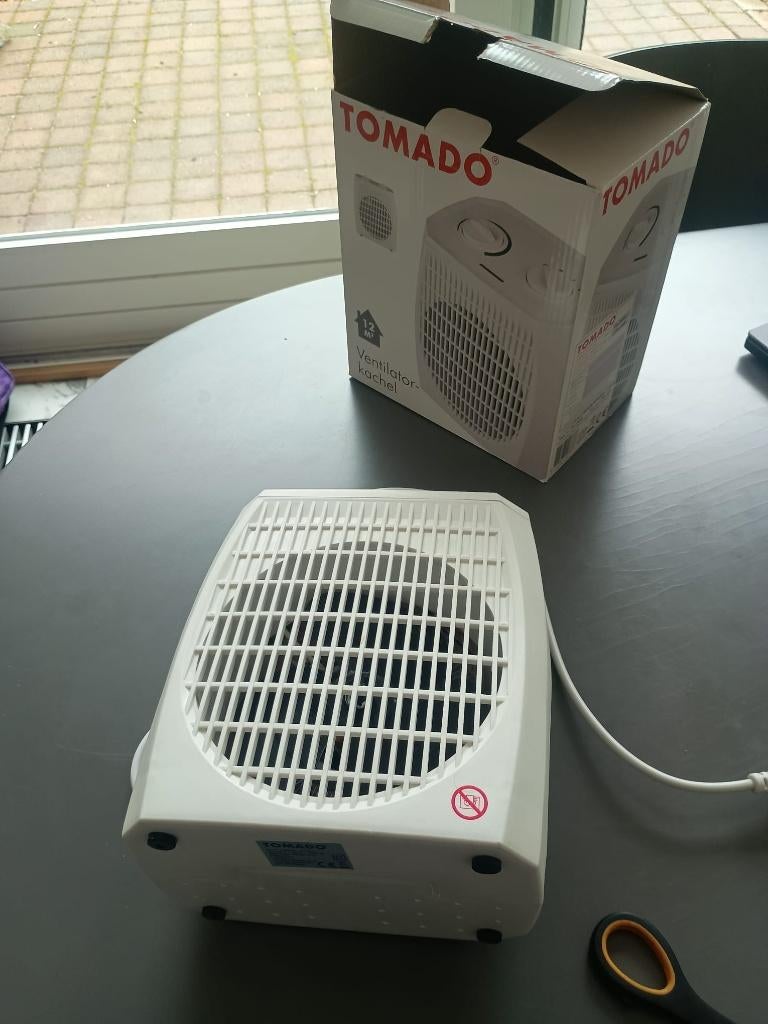 Tomado Ventilatorkachel, 2e hands doe aannemelijk bod., Ophalen of Verzenden, Zo goed als nieuw