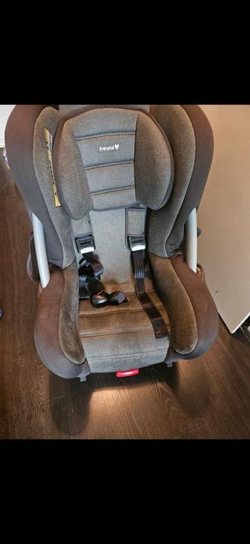 Auto kinderstoel  beschikbaar voor biedingen