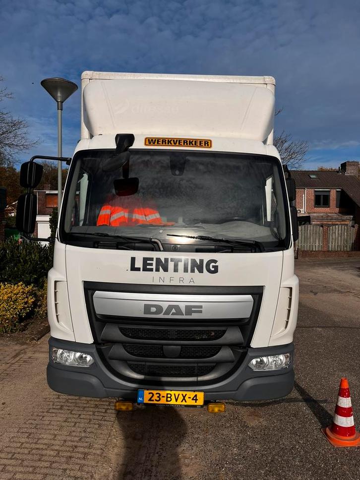 Daf LF 210, Zakelijke goederen, Machines en Bouw | Transport, Ophalen of Verzenden