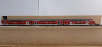 Marklin 3-delige dubbeldekker stam
2x 43585 en 1x 43470  beschikbaar voor biedingen