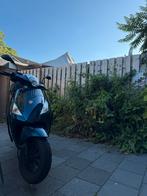 Blauwe Scooter, Fietsen en Brommers, Snorfietsen en Snorscooters, Zo goed als nieuw, Benzine, Ophalen, Overige merken