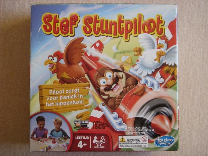 LEUK: Stef Stuntpiloot - Studenten drankspel !, Hobby en Vrije tijd, Gezelschapsspellen | Bordspellen, Gebruikt, Een of twee spelers