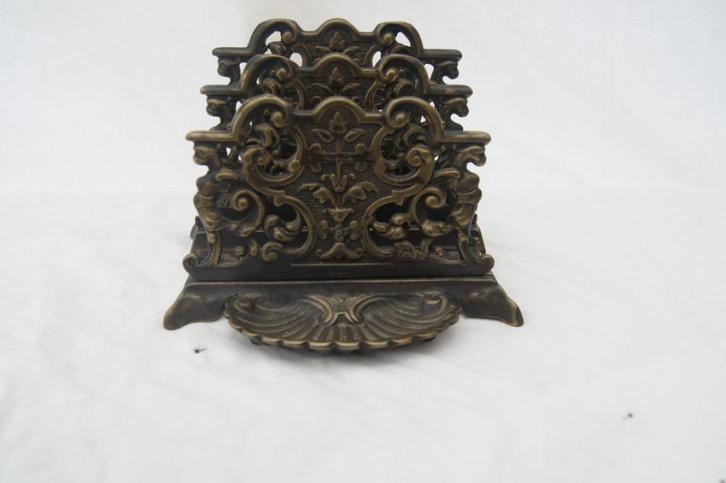 Brieven en kranten hangers, Antiek en Kunst, Kunst | Beelden en Houtsnijwerken, Ophalen of Verzenden