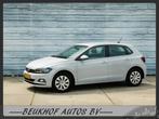 Volkswagen Polo 1.0 TSI Business Automaat Parkeersensor Nav, Stof, Gebruikt, 95 pk, Wit