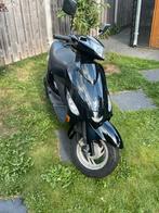 Peugeot V-clic 2014, Fietsen en Brommers, Ophalen, Overige modellen, Maximaal 45 km/u, Zo goed als nieuw
