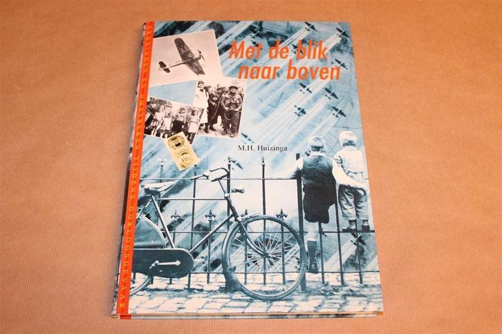 Met de Blik naar Boven — Groningen Tijdens Oorlogsgevaar, Boeken, Geschiedenis | Stad en Regio, Zo goed als nieuw, Ophalen of Verzenden