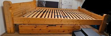 Twijfelaar bed 120cm, zeer stevige lattenbodem + onderlade.  beschikbaar voor biedingen