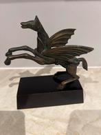 Bronzen sculptuur van Pegasus op houten voet, Ophalen of Verzenden