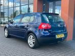 Volkswagen Golf 1.6|Airconditioning|Trekhaak|BT|Isofix|Cruis, Voorwielaandrijving, Stof, Gebruikt, 4 cilinders