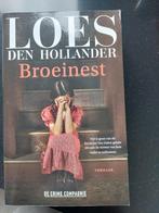 Loes den Hollander - Broeinest, Gelezen, Loes den Hollander, Ophalen of Verzenden, Nederland