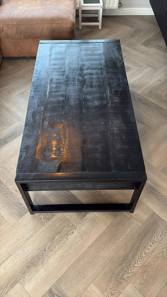 Stoere houten salontafel, Huis en Inrichting, Tafels | Salontafels, Gebruikt, Minder dan 50 cm, 50 tot 100 cm, 100 tot 150 cm